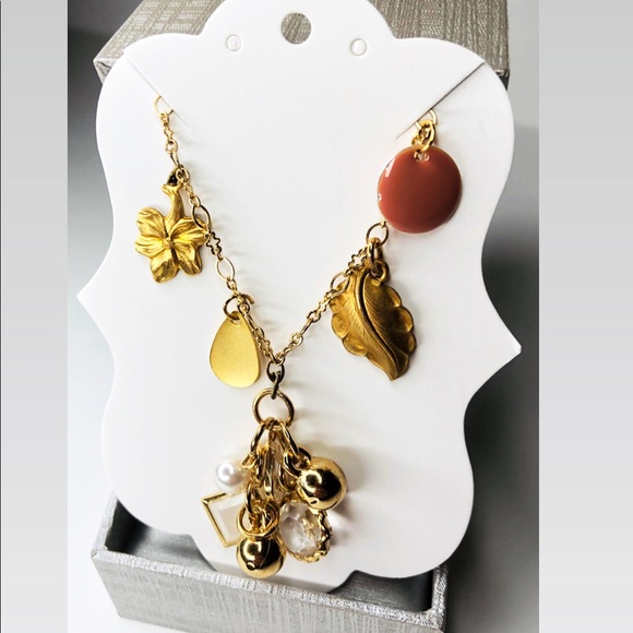 Gold Charm Bracelet - Picture 9 of 9